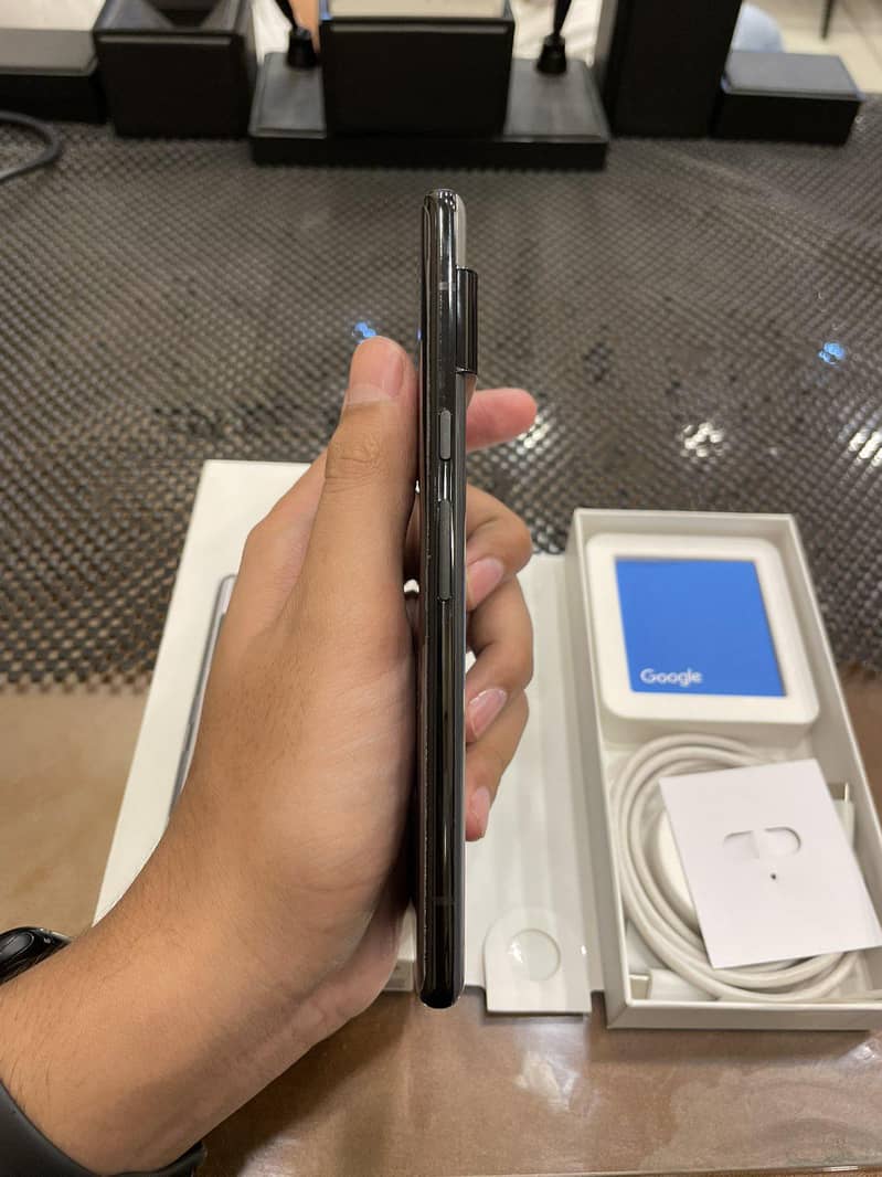 Google Pixel 6 Pro 2