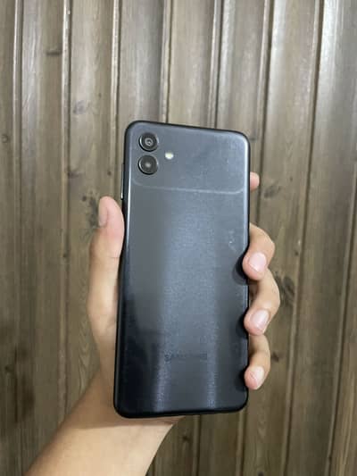 Samsung Mobile A04