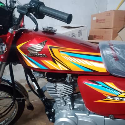 Honda 125 2026/5 applied for karachi zero metter condition everything
