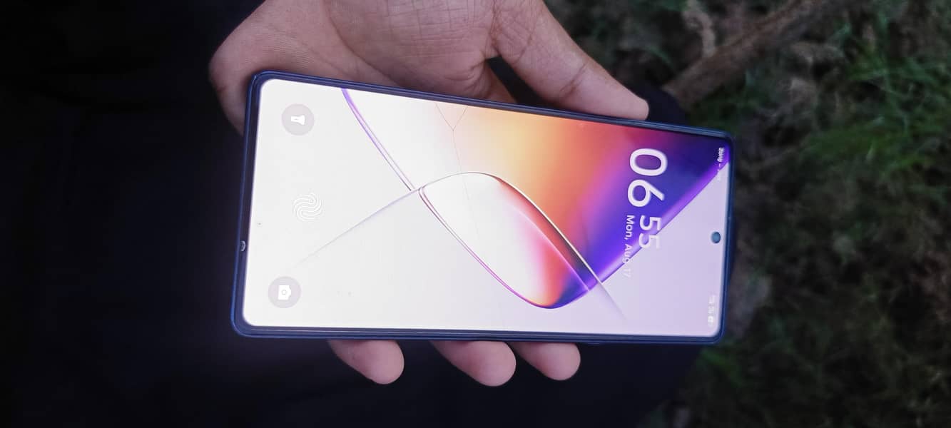 Infinix Note 40 5
