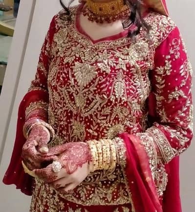 Bridal dress for sale in a money saving budget