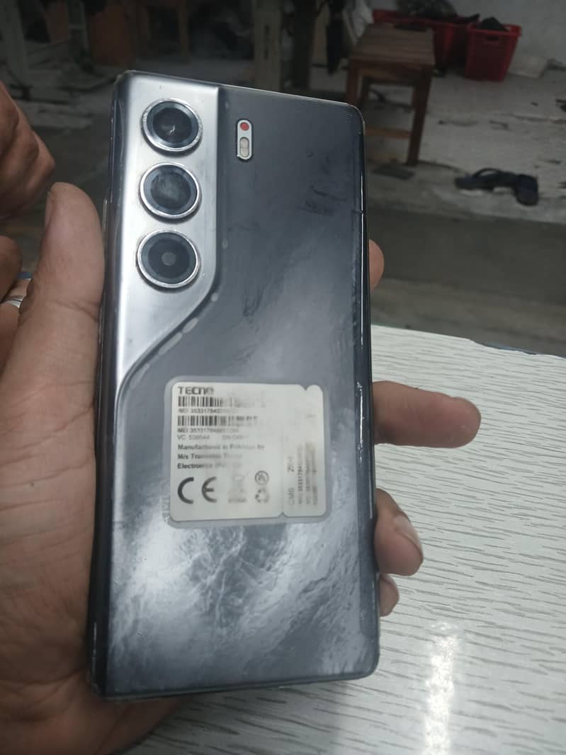 Tecno CAMON 40 Pro 2