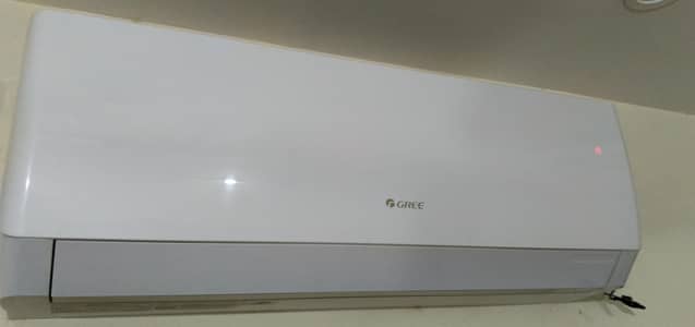 Gree 1 ton ac call Whatsapp only