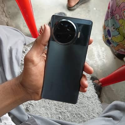Tecno Spark 20 Pro Plus