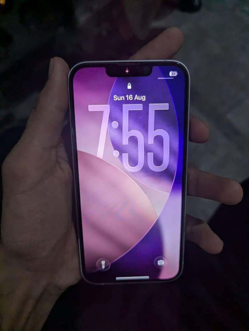 Apple iPhone 14 5