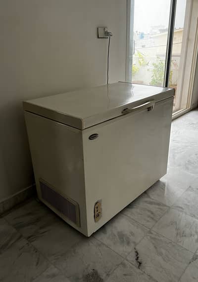 Waves Deep Freezer