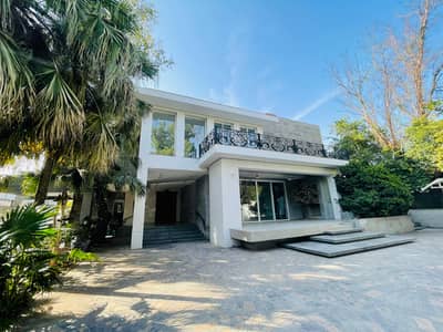 Luxury Semi-Furnished House for Rent in F-7, Islamabad Enjoy Luxurious Executive Living in F-7, Islamabad 1300 Sq. Yards | Approx. 14,500 Sq. Ft. Covered Area | 2 Floors + Basement