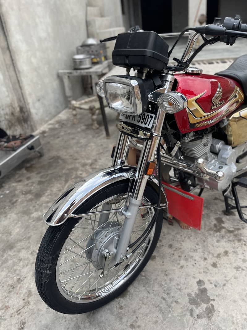 Mozza 5