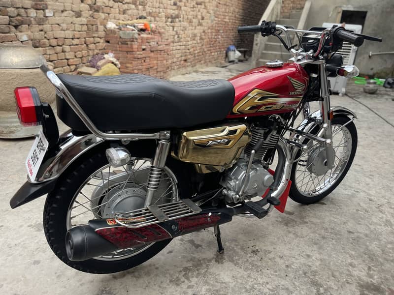 Mozza 6