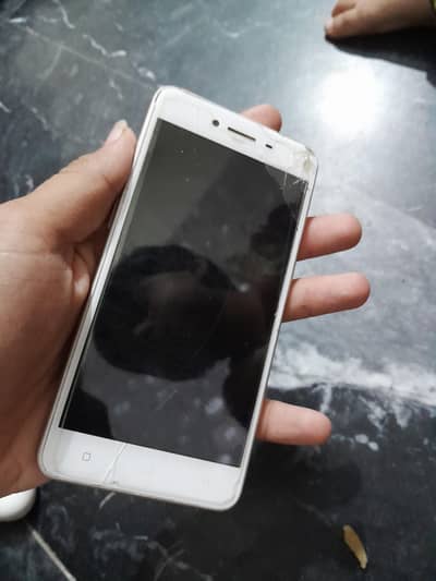 OPPO A37
