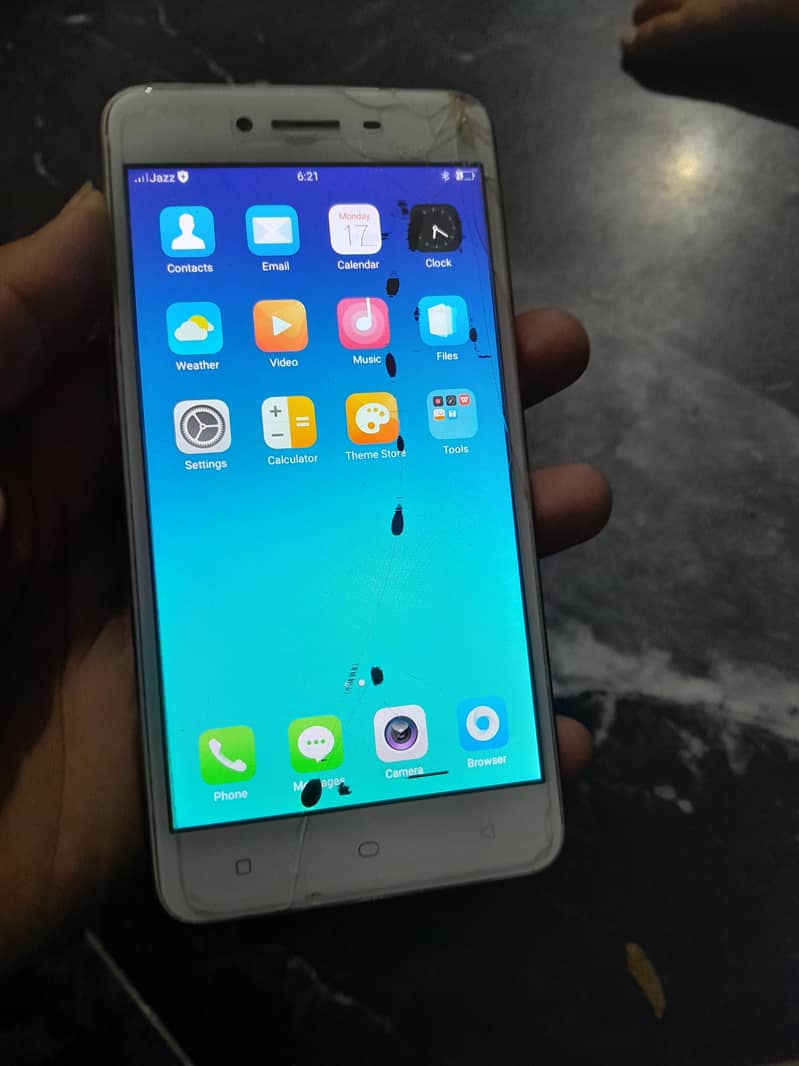 OPPO A37 5