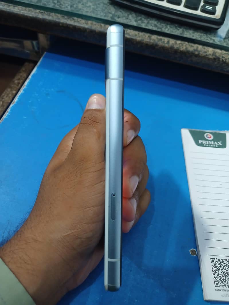 Google Pixel 7a 3