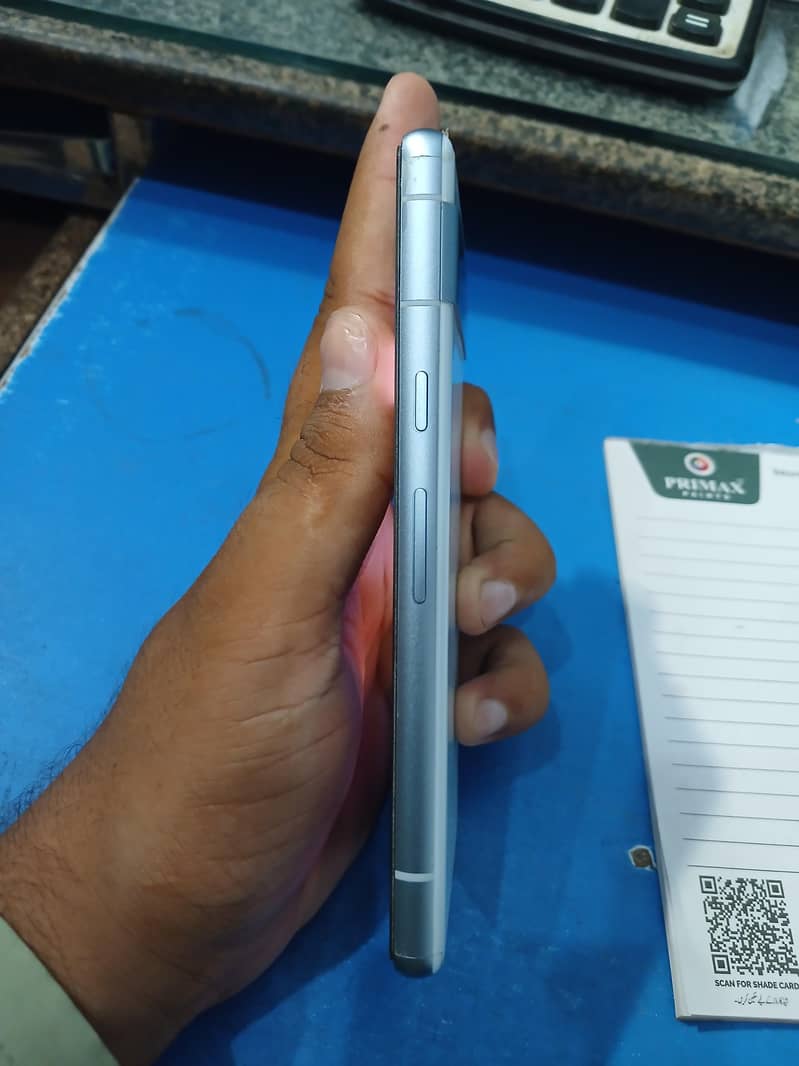 Google Pixel 7a 4