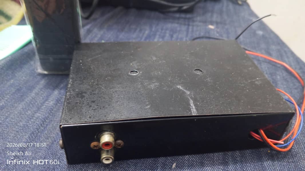 Multimedia Stereo Amplifier   2
