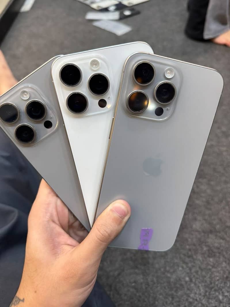 Apple iPhone 16 Pro 4