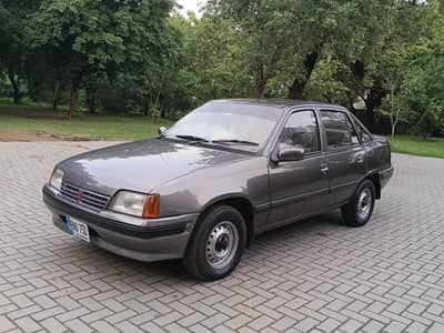 Daewoo Racer 1998
