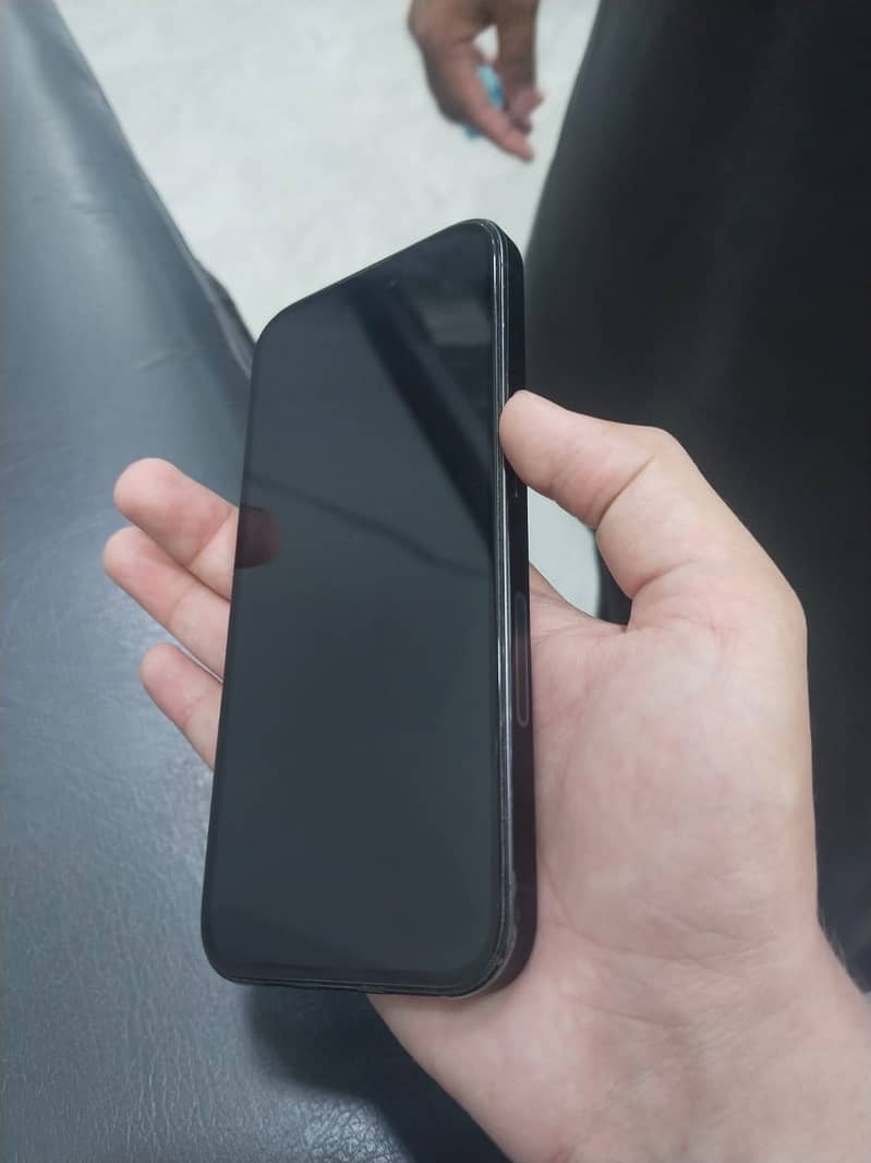 Apple iPhone 15 Pro 1