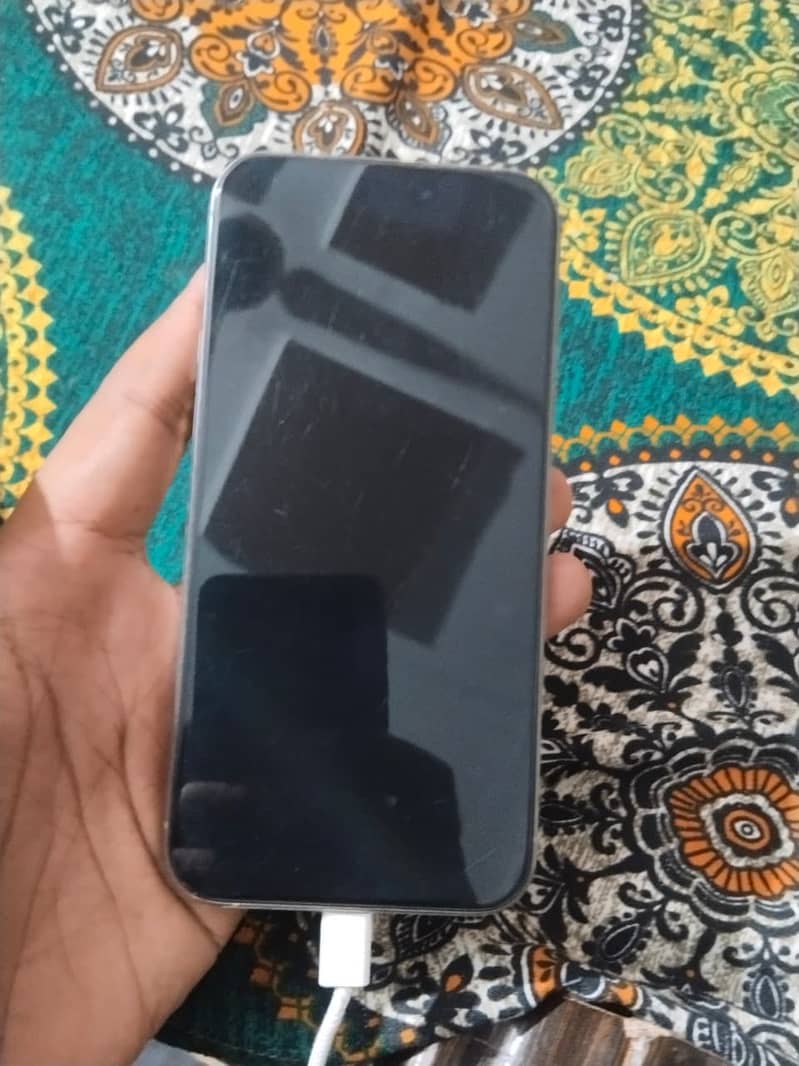 Iphone 15 pro max bypas 5