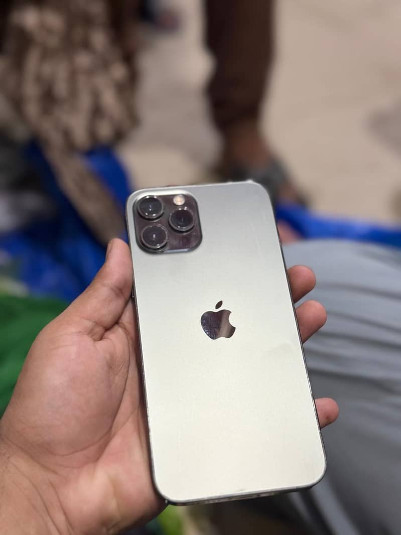 Apple iPhone 12 Pro Max 0