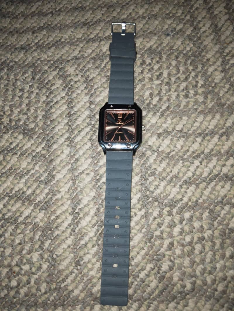 digital watch use 2