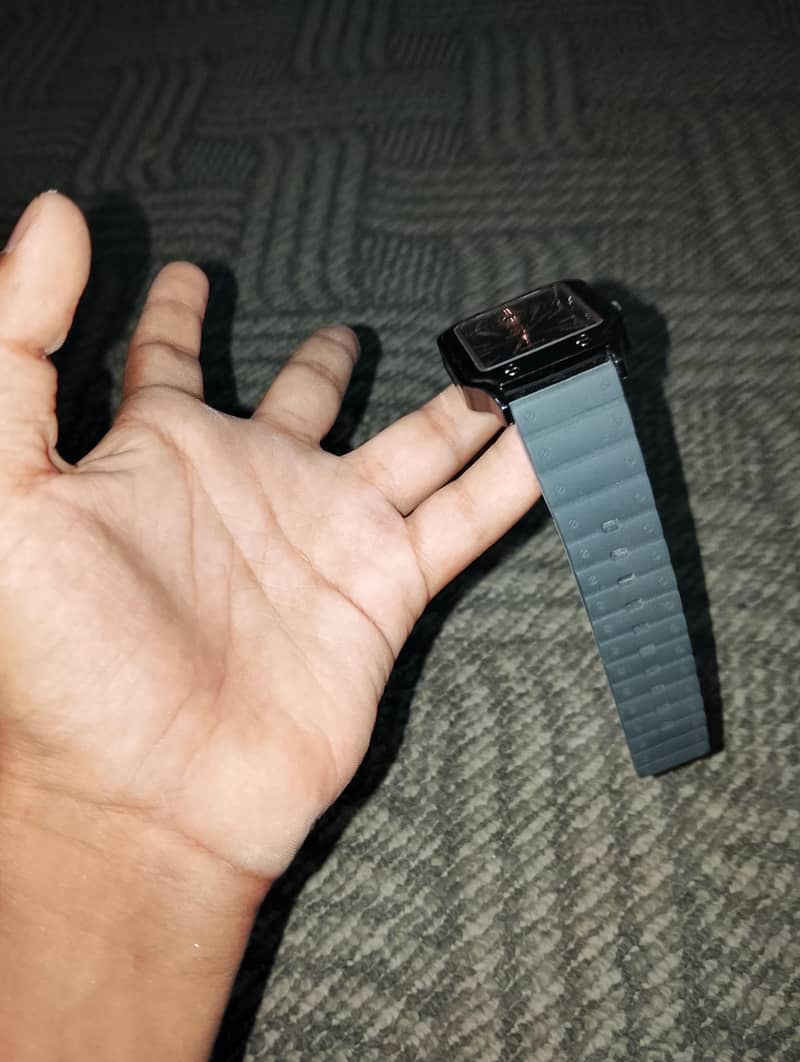 digital watch use 4
