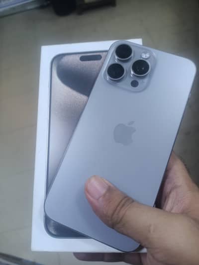 Apple iPhone 15 Pro Max