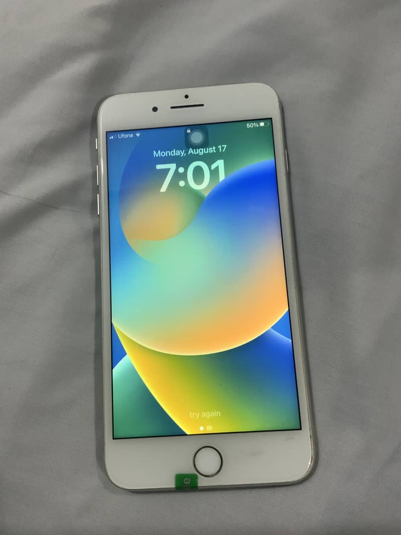 Apple iPhone 8 Plus 1