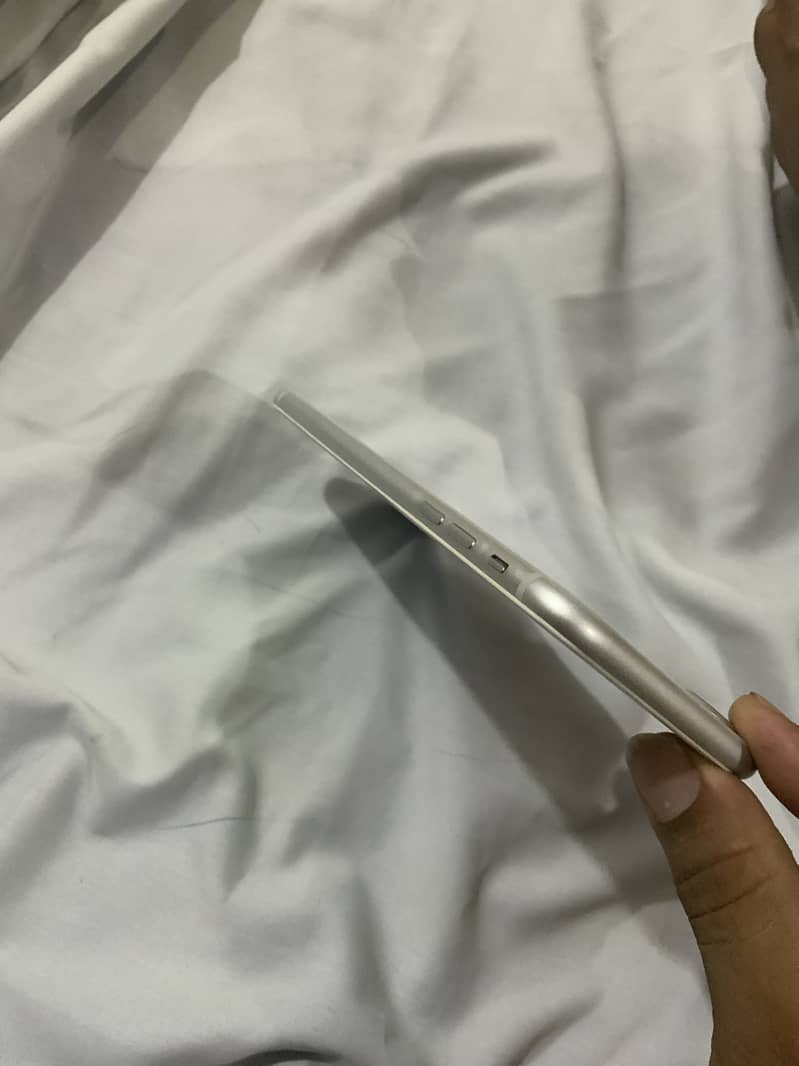 Apple iPhone 8 Plus 2