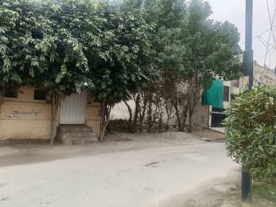 5 Marla plot available for sale