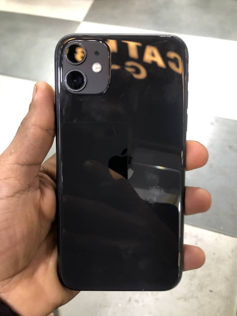 Apple iPhone 11 0