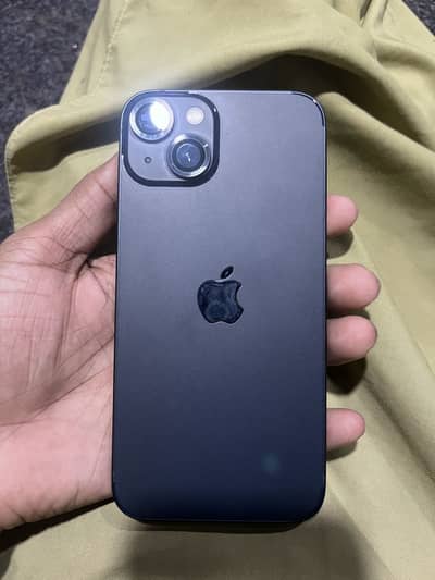 Apple iPhone 13