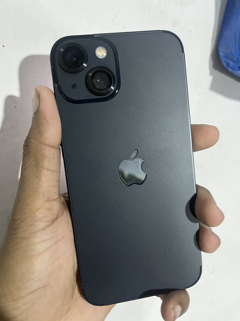 Apple iPhone 13 4