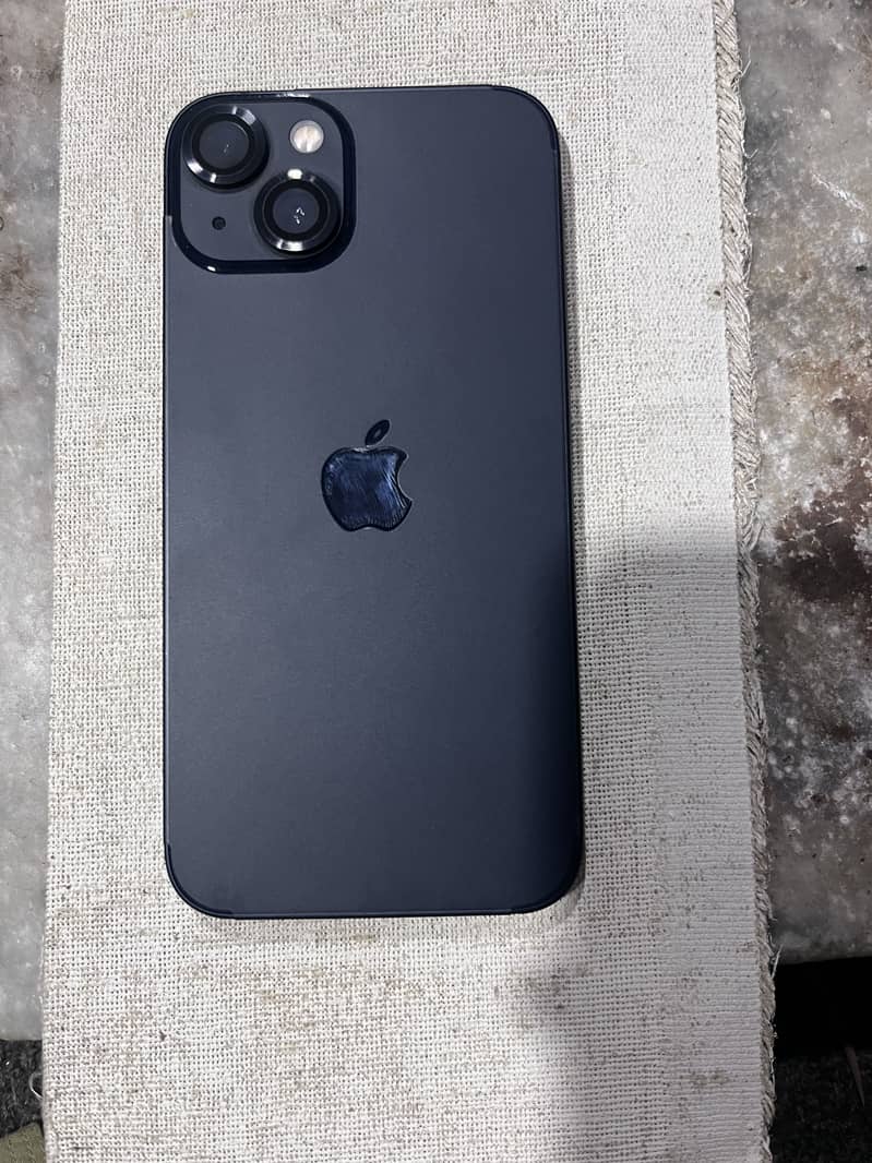 Apple iPhone 13 7