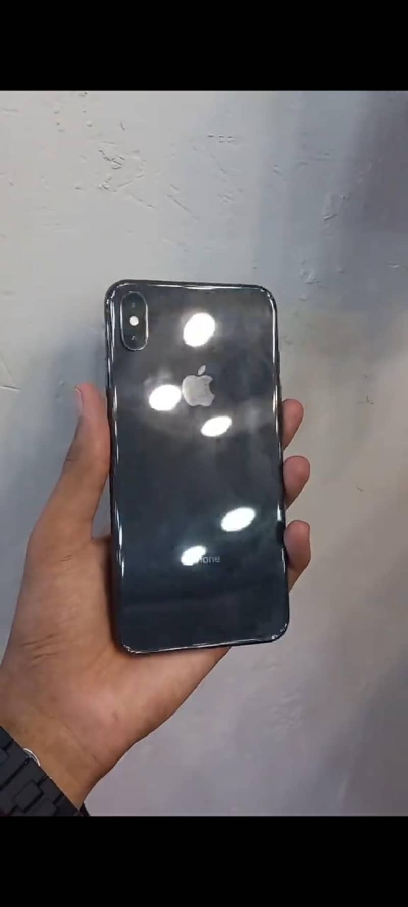 Apple iPhone XS Max 1