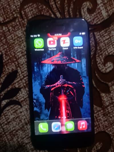 Apple iPhone SE