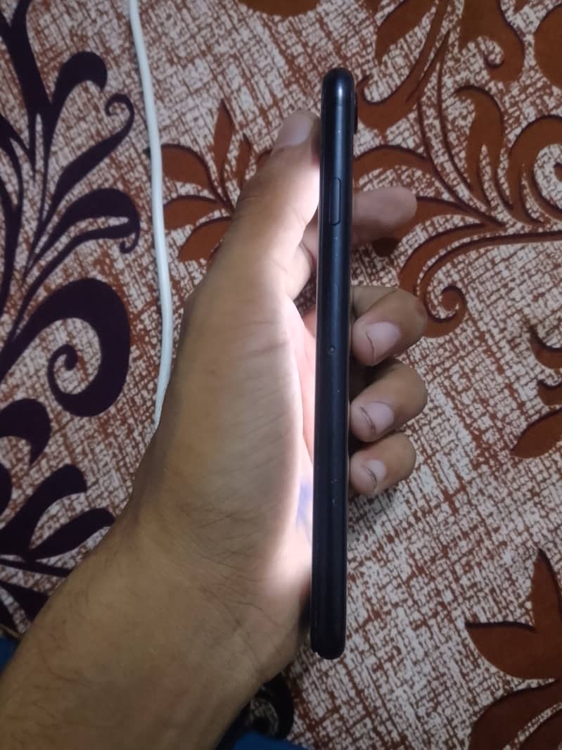 Apple iPhone SE 4