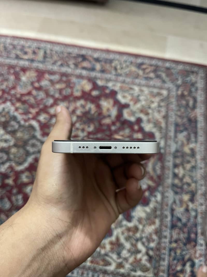 Apple iPhone 12 2