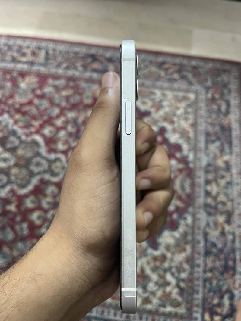 Apple iPhone 12 3