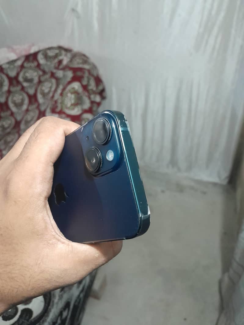 Apple iPhone 14 6