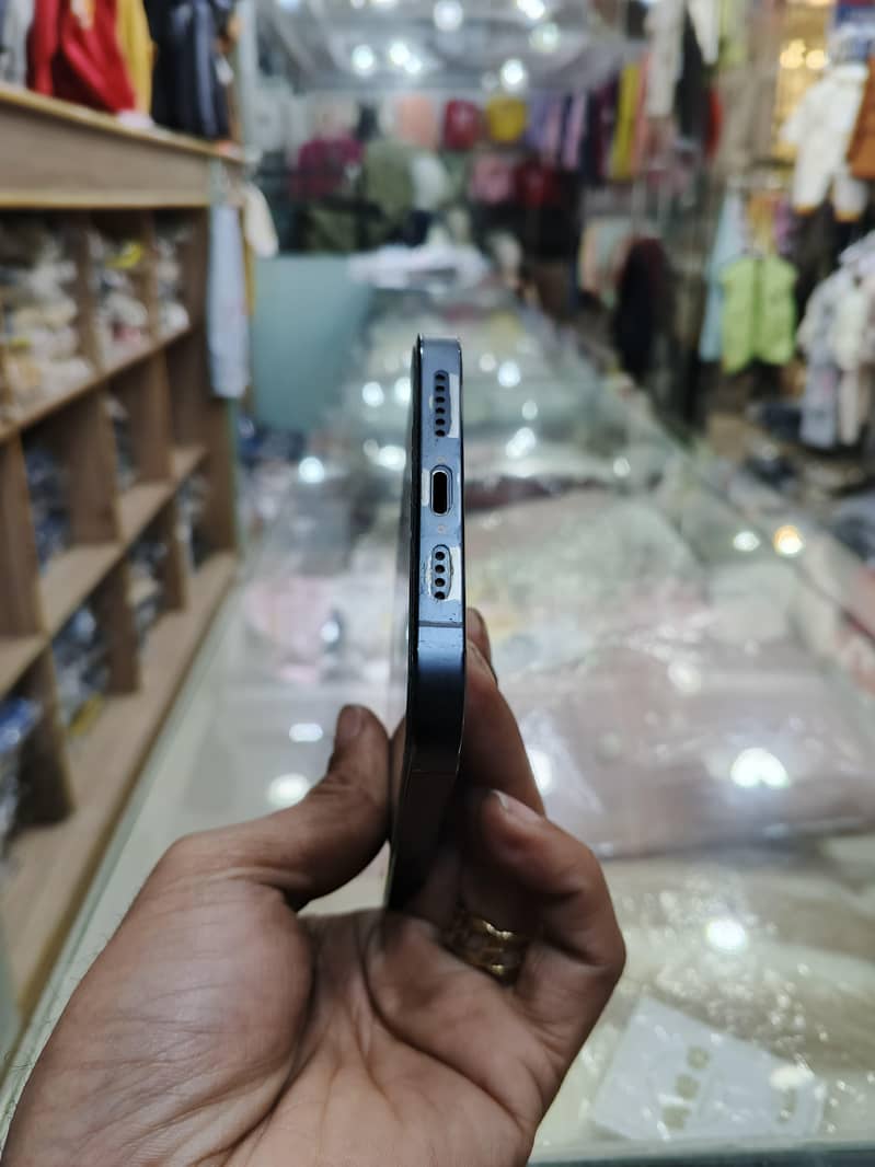 Apple iPhone 12 Pro Max 2