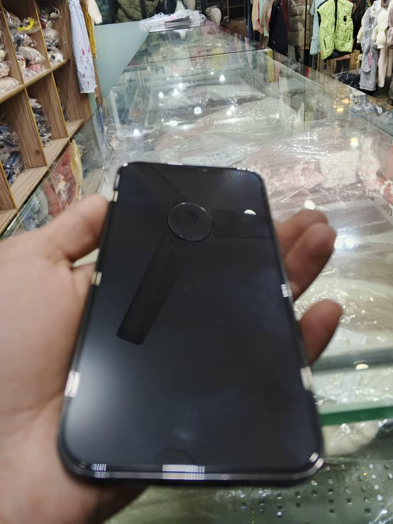 Apple iPhone 12 Pro Max 6