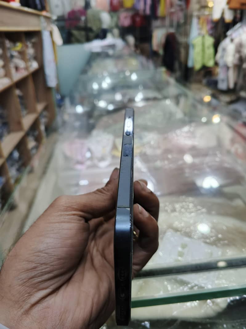 Apple iPhone 12 Pro Max 9
