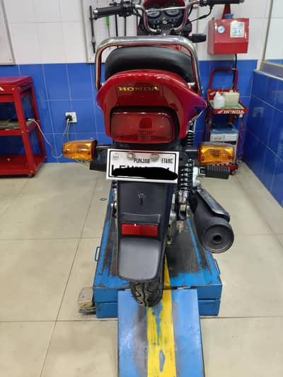 Honda CG125 deluxe (2008 model)excellent condition and smooth performa