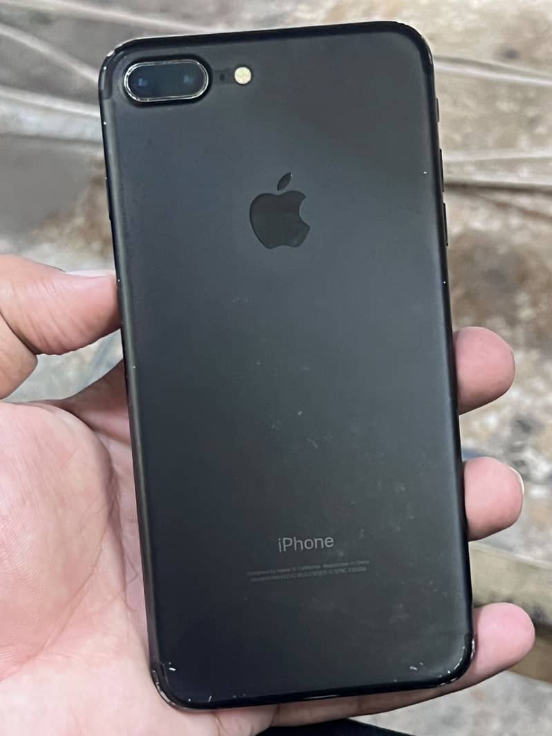 Apple iPhone 7 Plus 0