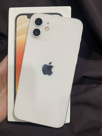 Apple iPhone 12 Wth Box