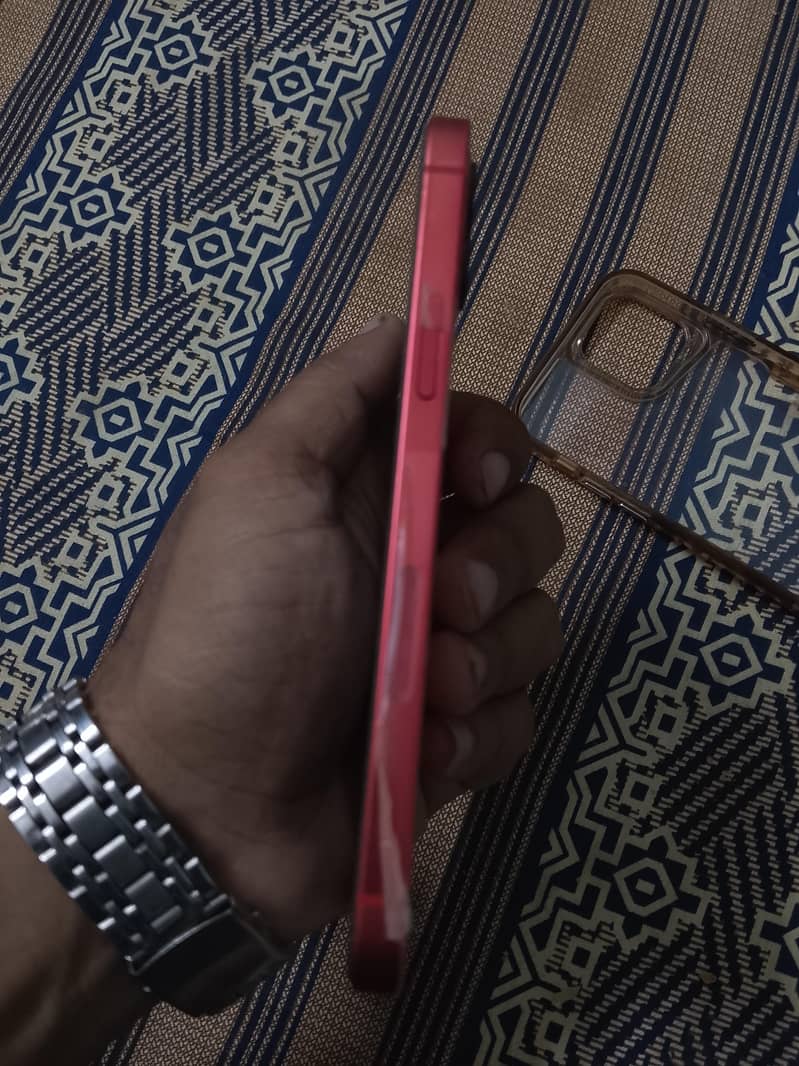 Apple iPhone 12 6