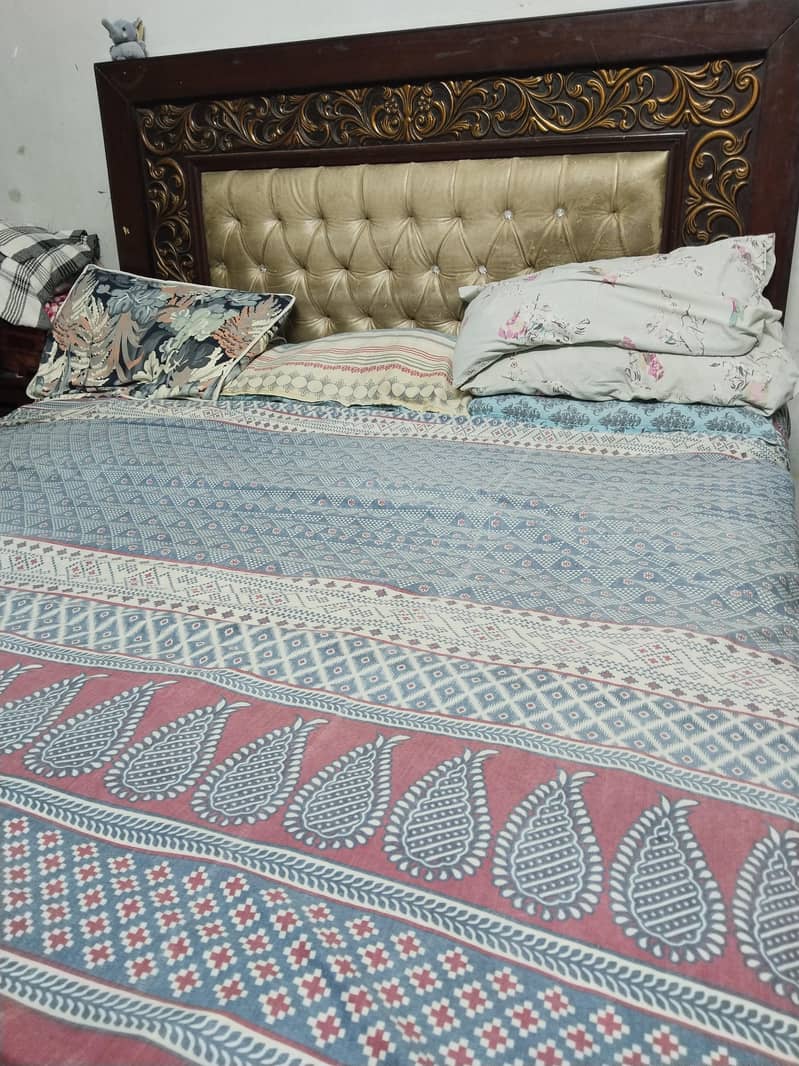 bed +side tables+sheeha set 1