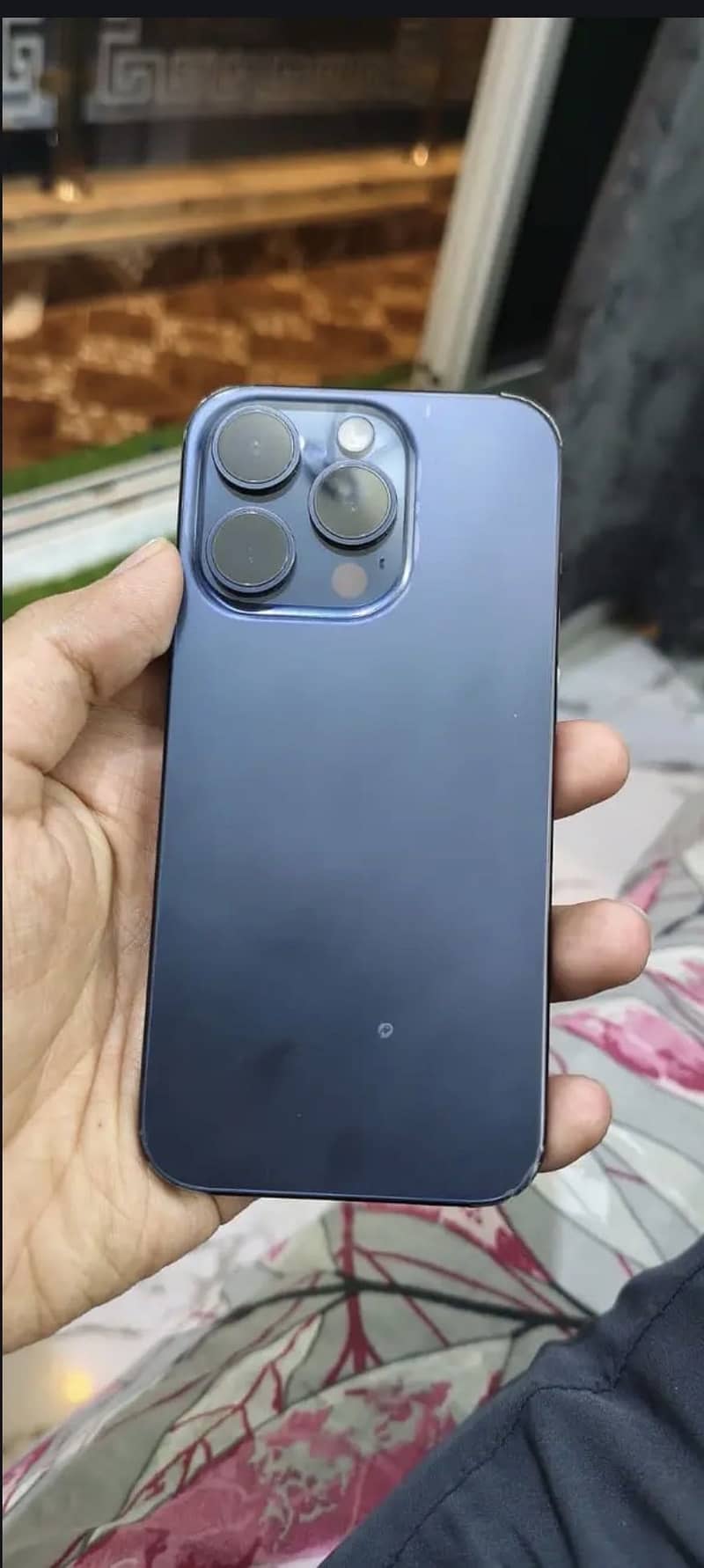 Apple iPhone 15 Pro 0