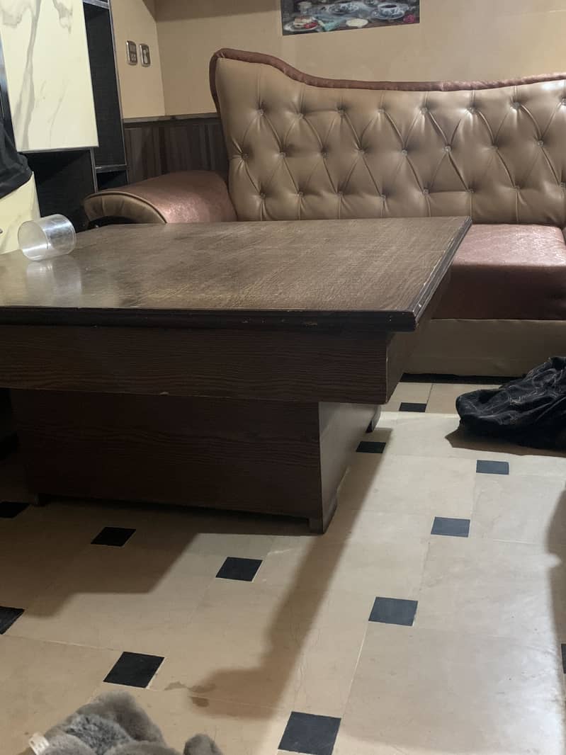 BIG CENTER TABLE 1