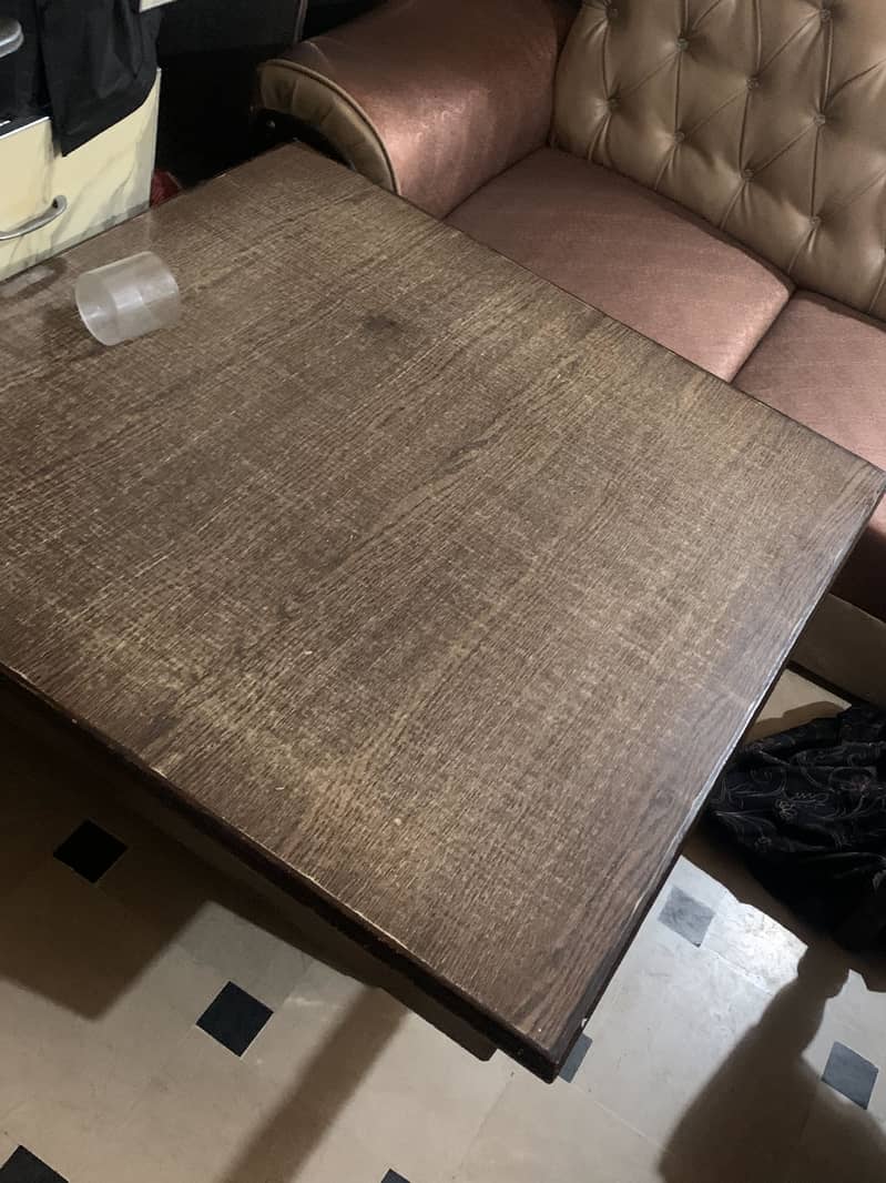 BIG CENTER TABLE 3